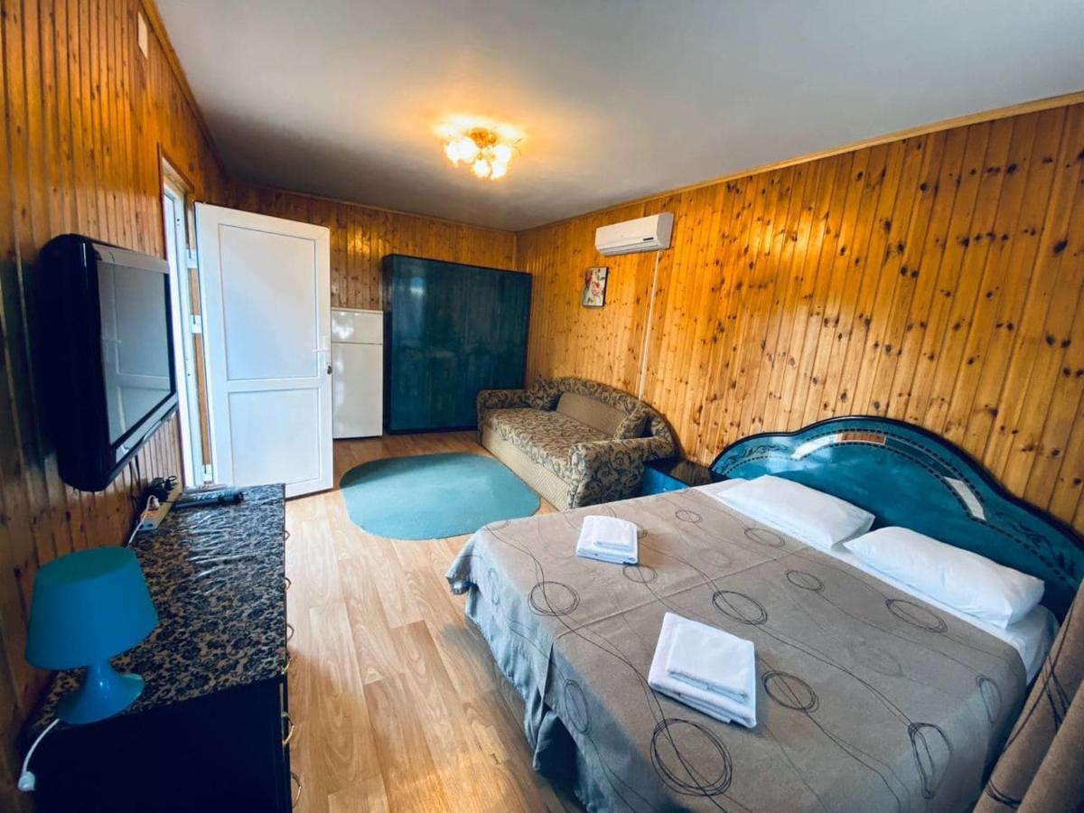 Primorie Guest House Gantiadi Dış mekan fotoğraf