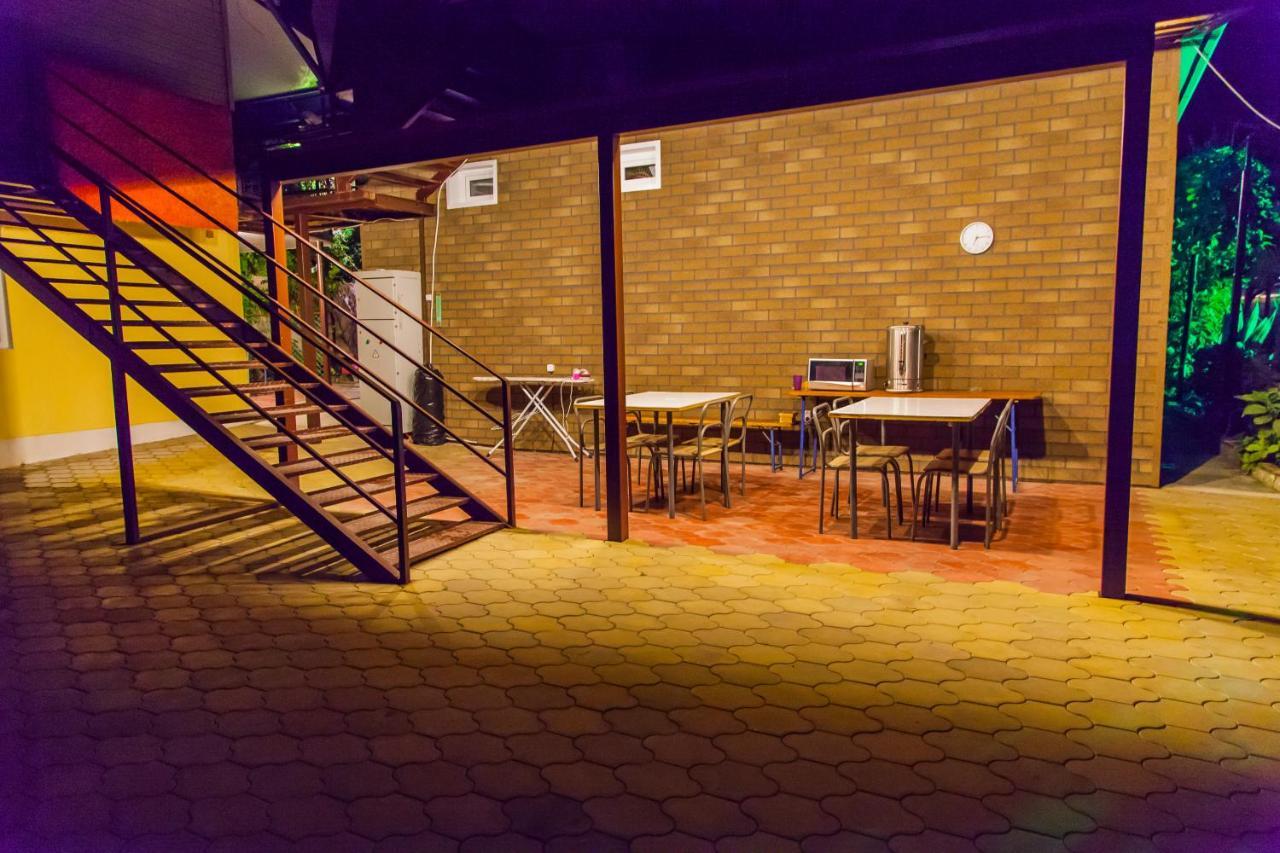 Primorie Guest House Gantiadi Dış mekan fotoğraf
