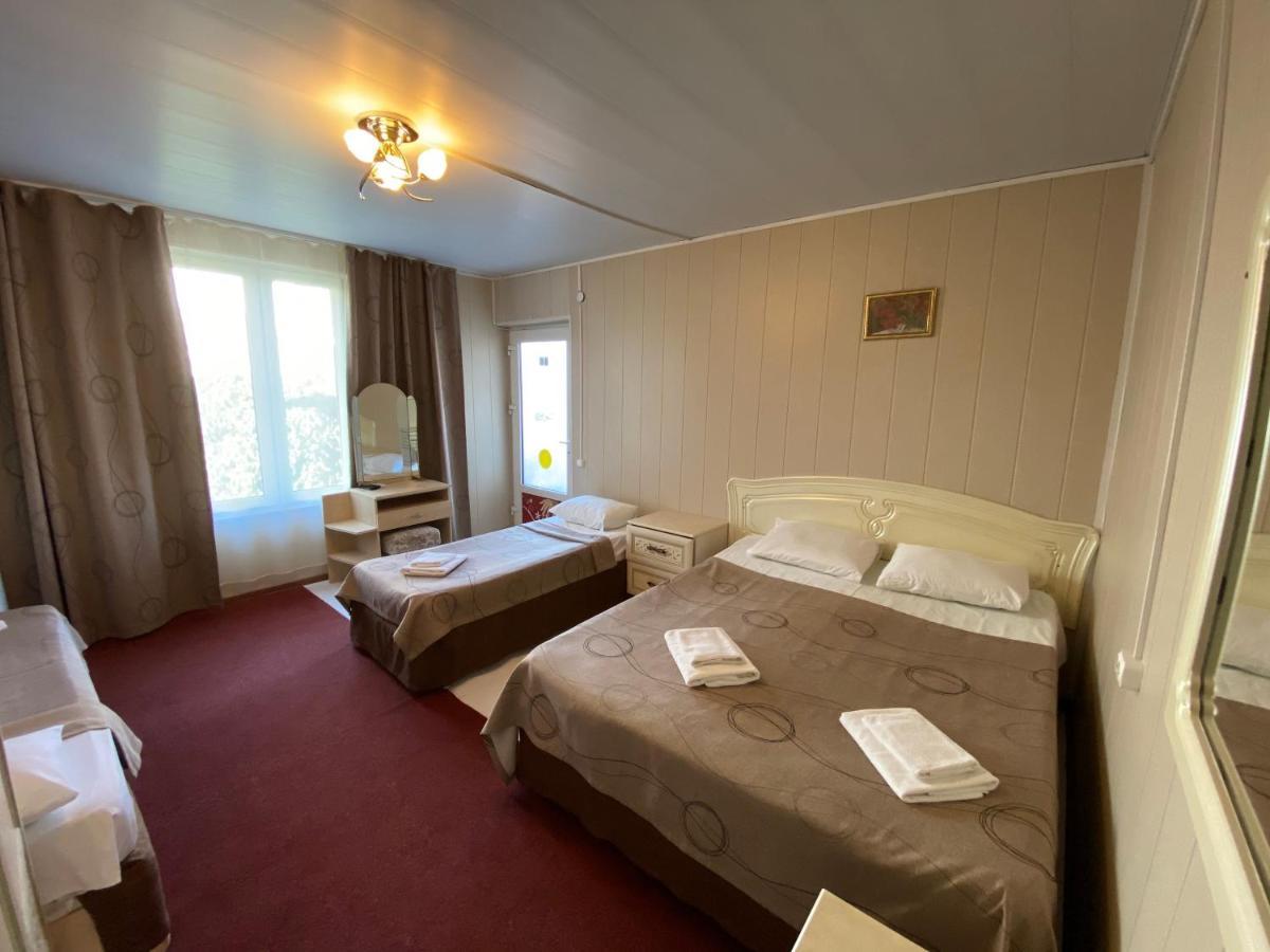 Primorie Guest House Gantiadi Dış mekan fotoğraf