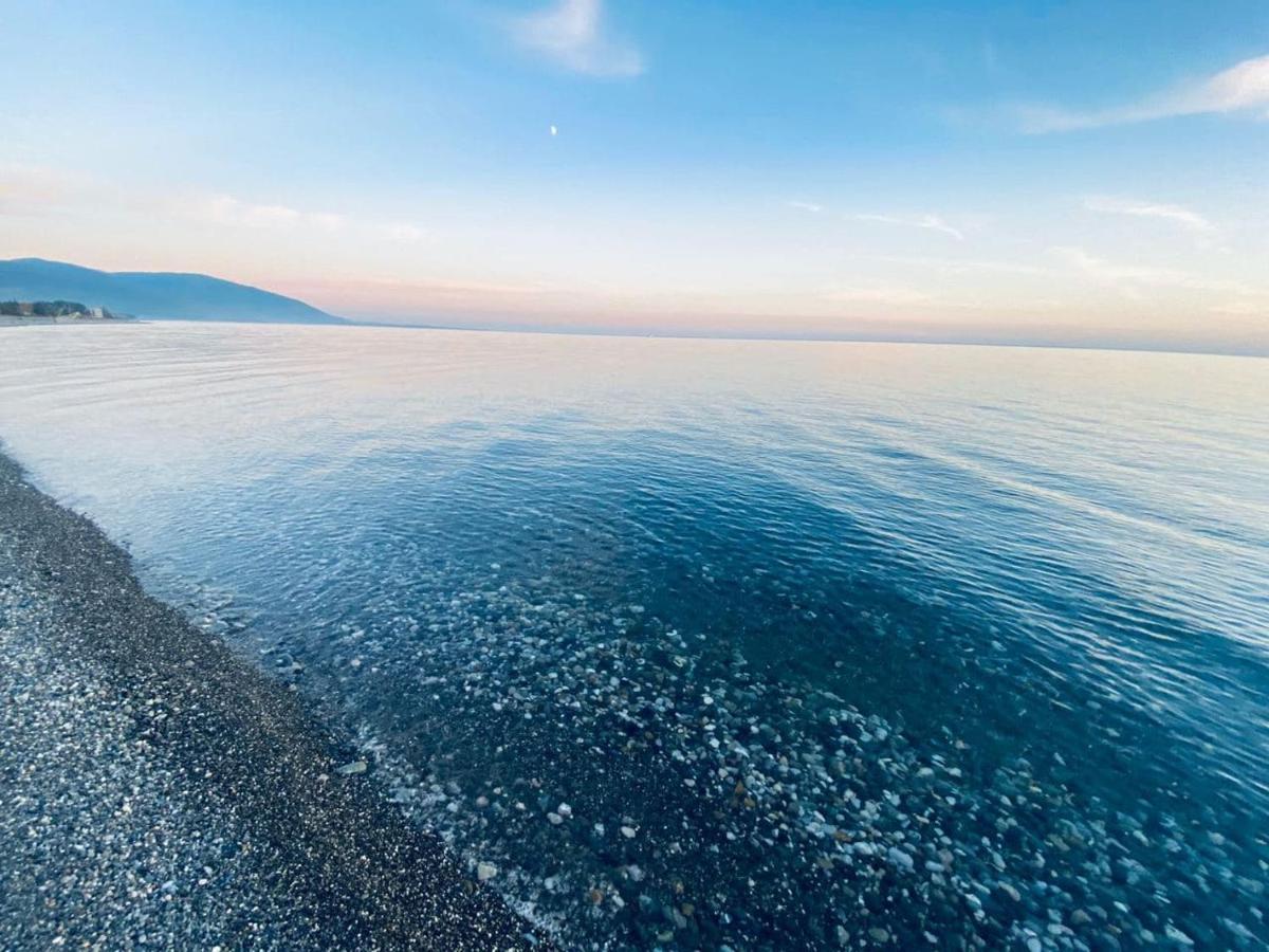 Primorie Guest House Gantiadi Dış mekan fotoğraf